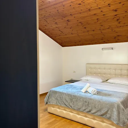Shkodra Rooms شكودر