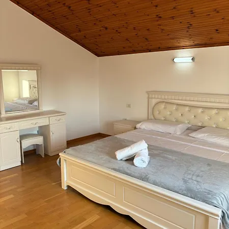 بيت ضيافة Shkodra Rooms